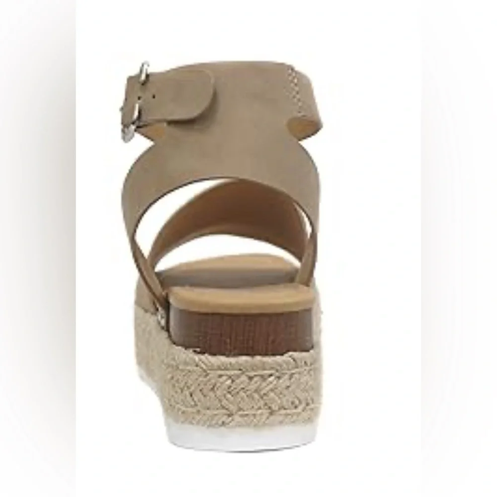 🌼💚NIB  Soda Topic Open Toe Buckle Ankle Strap Espadrilles Wedge Casual Sandals.